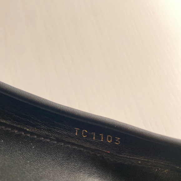 Louis Vuitton Black Monogram Embossed Leather Debbie Bow Ballet Flats - Picture 4 of 4